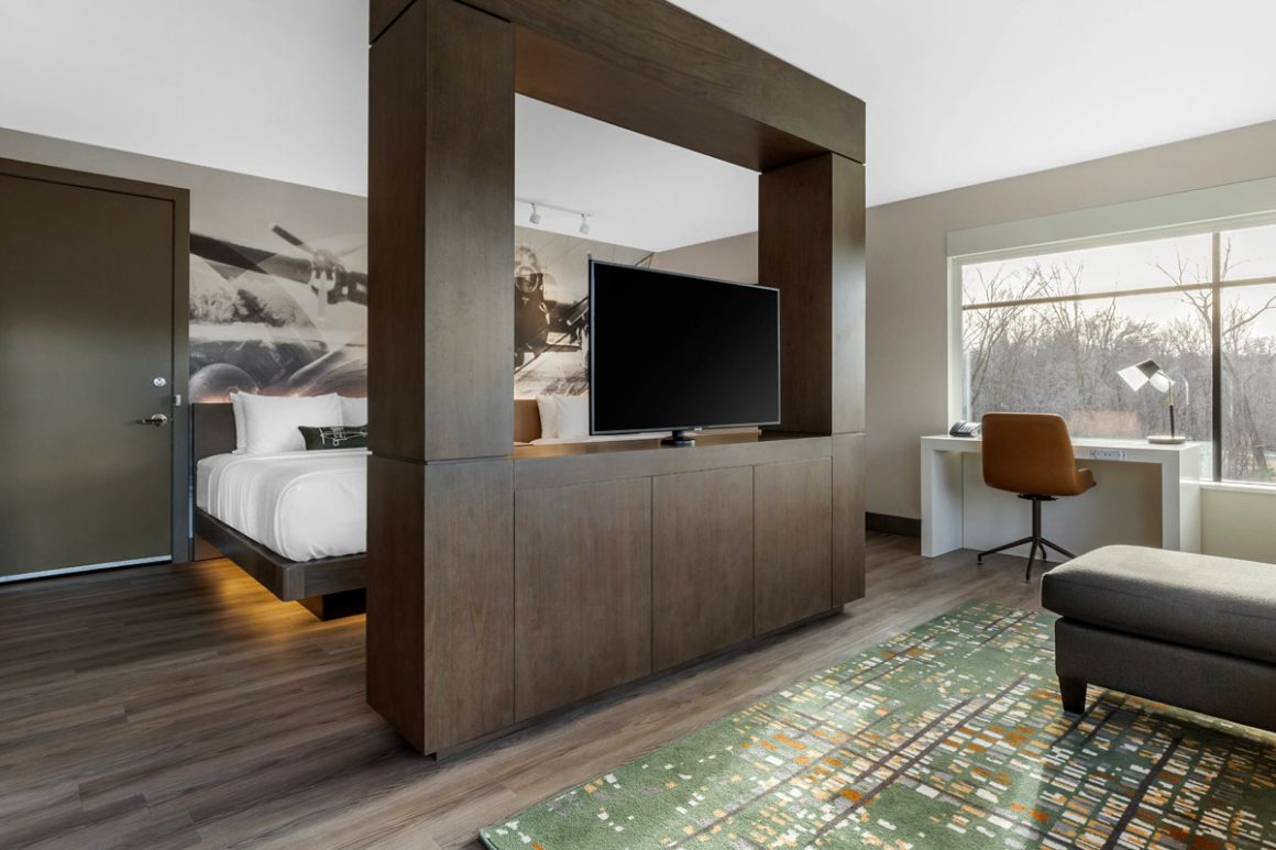 Hotel Suite Room