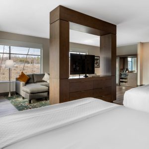 Double Queen Suite